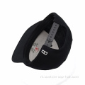 Zwarte snapback cap met bloemen borduurwerk